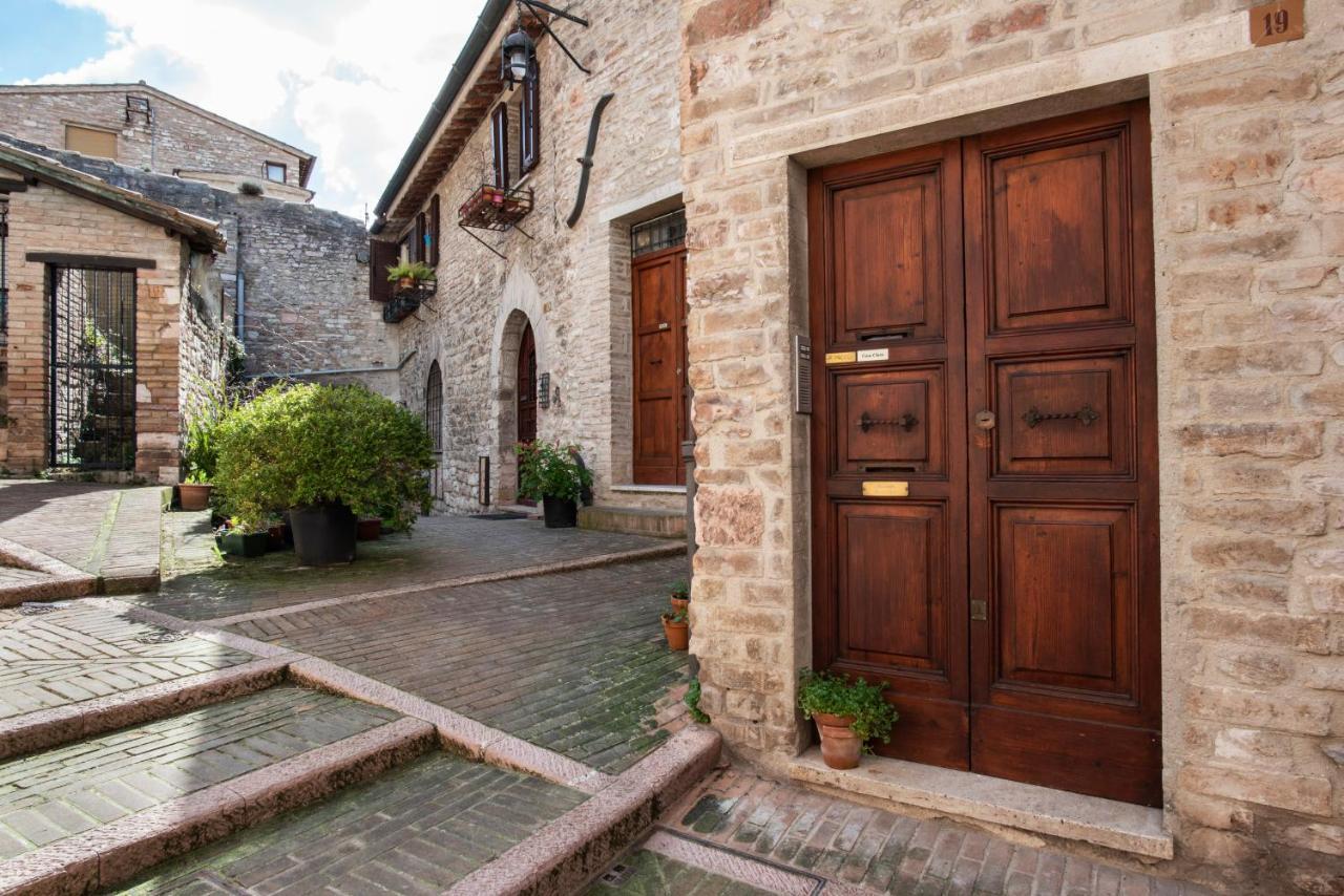 Casa Clara Appartamenti Assisi Exterior foto